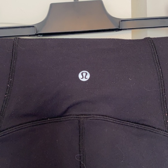 Scrunch leg lululemon leggings - Picture 4 of 5